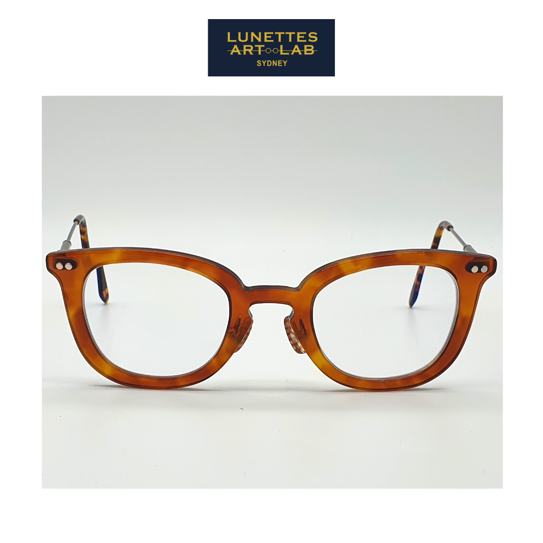 Bespoke Handcrafted Eyewear Service LUNETTES ART LAB